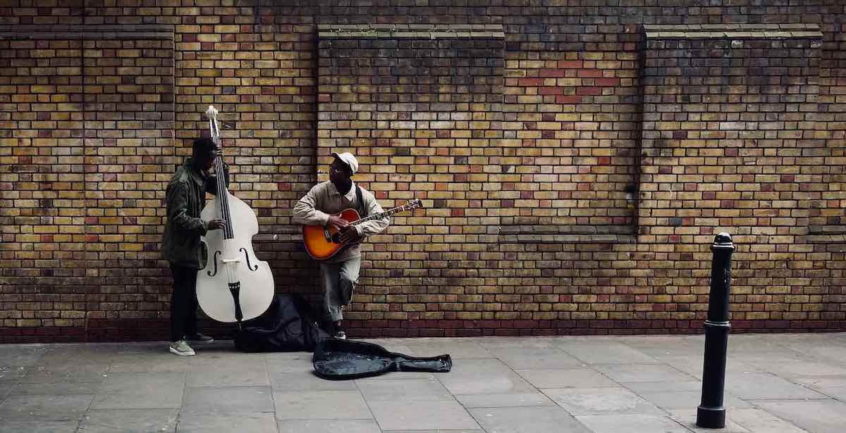 ギタリストとベーシスト